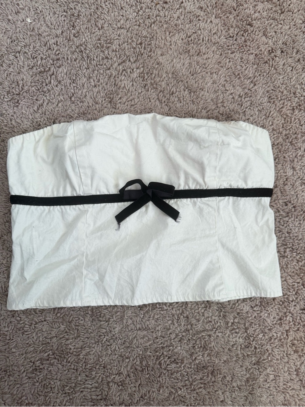 Forever 21 White Strapless Tube Top with Black Bow
